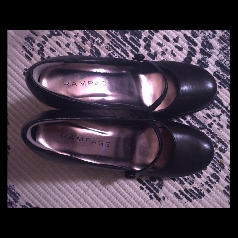 Rampage Heels Size 7.5
